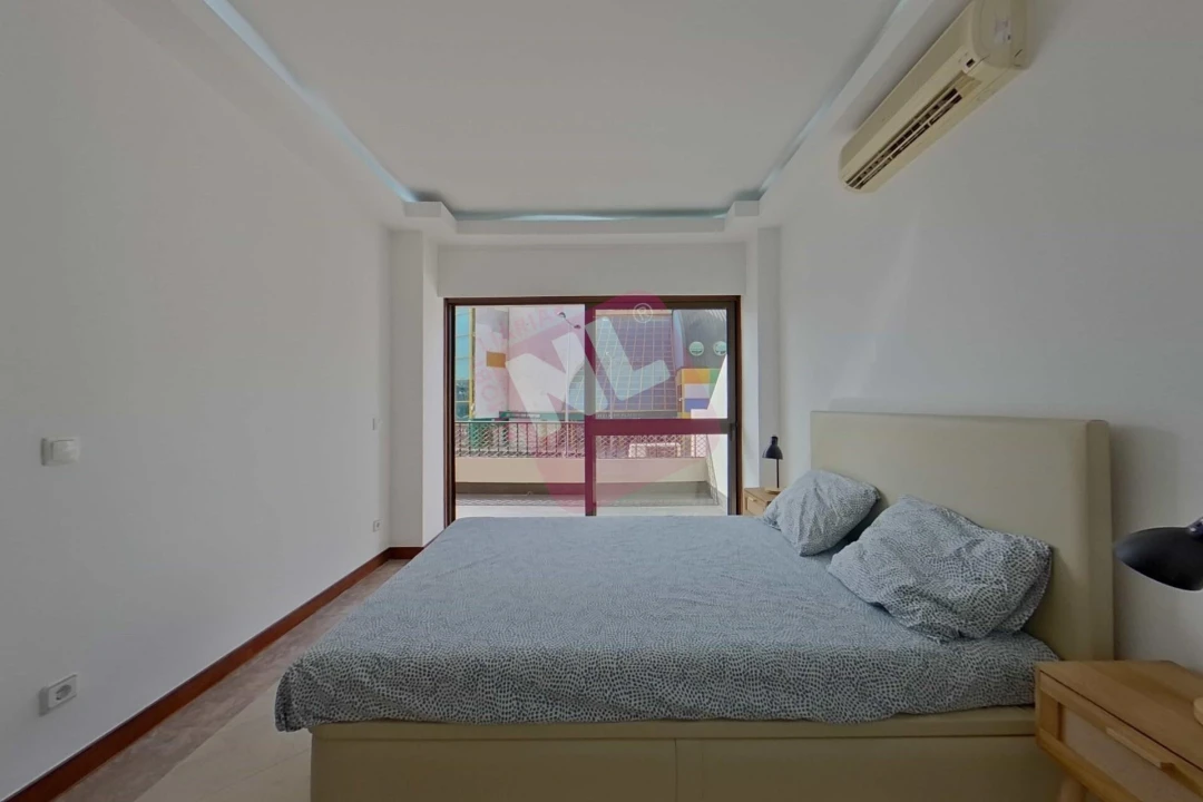 Apartamento T1 para Arrendamento em Lumiar Foto 14