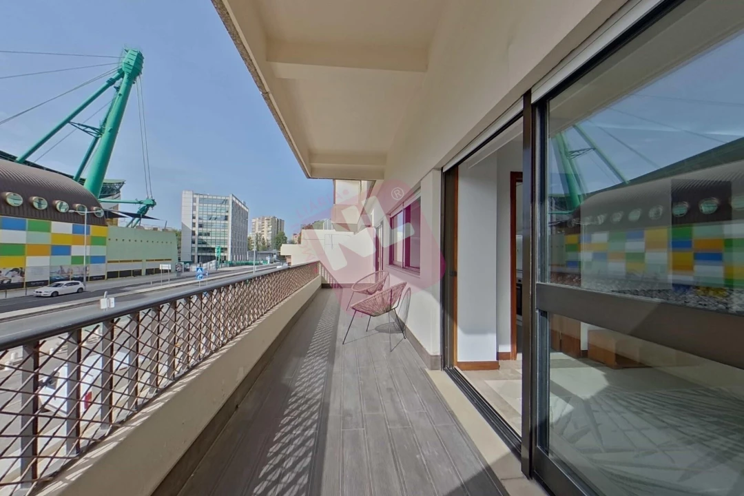 Apartamento T1 para Arrendamento em Lumiar Foto 9