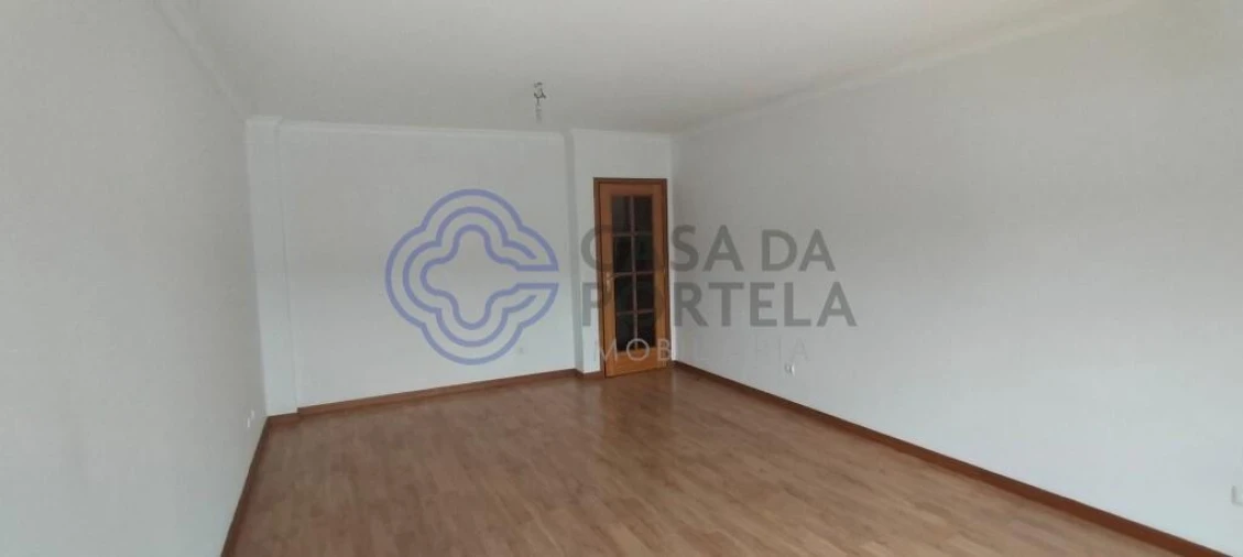 Apartamento T3 para Venda em Canelas Foto 7