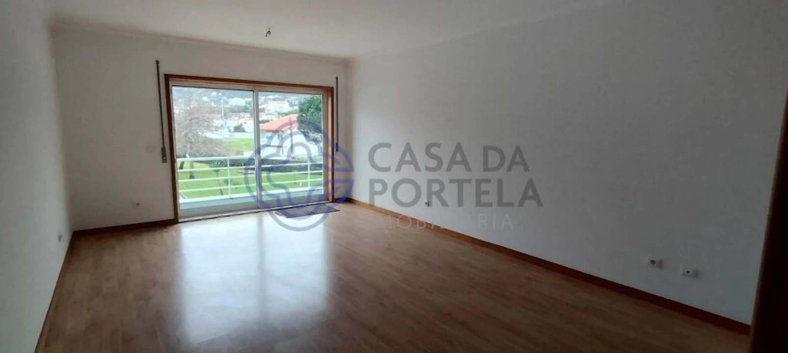 Apartamento T3 para Venda em Canelas Foto 3
