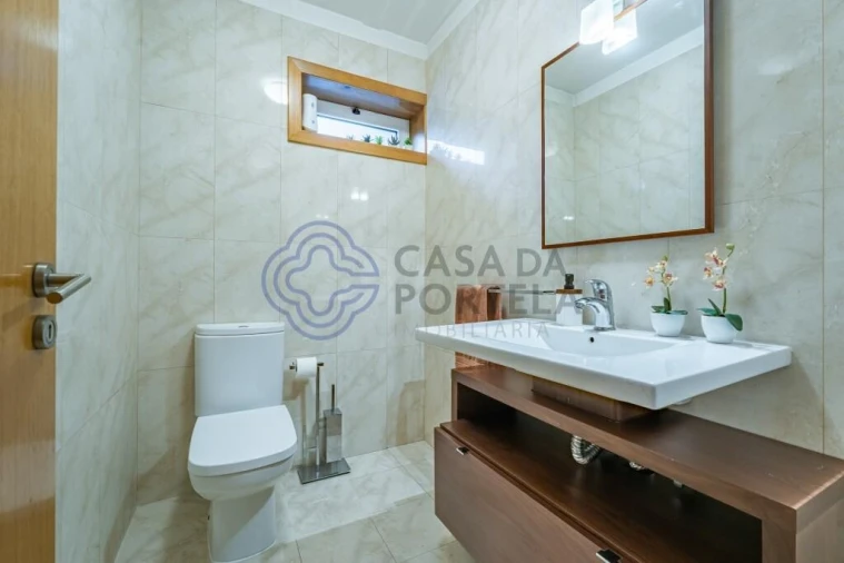 Moradia T4 para Venda em São Mamede de Infesta e Senhora da Hora Foto 18