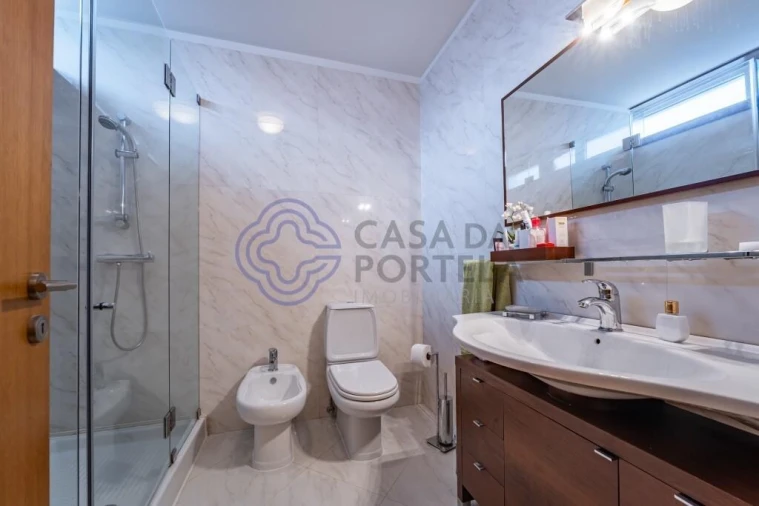 Moradia T4 para Venda em São Mamede de Infesta e Senhora da Hora Foto 33