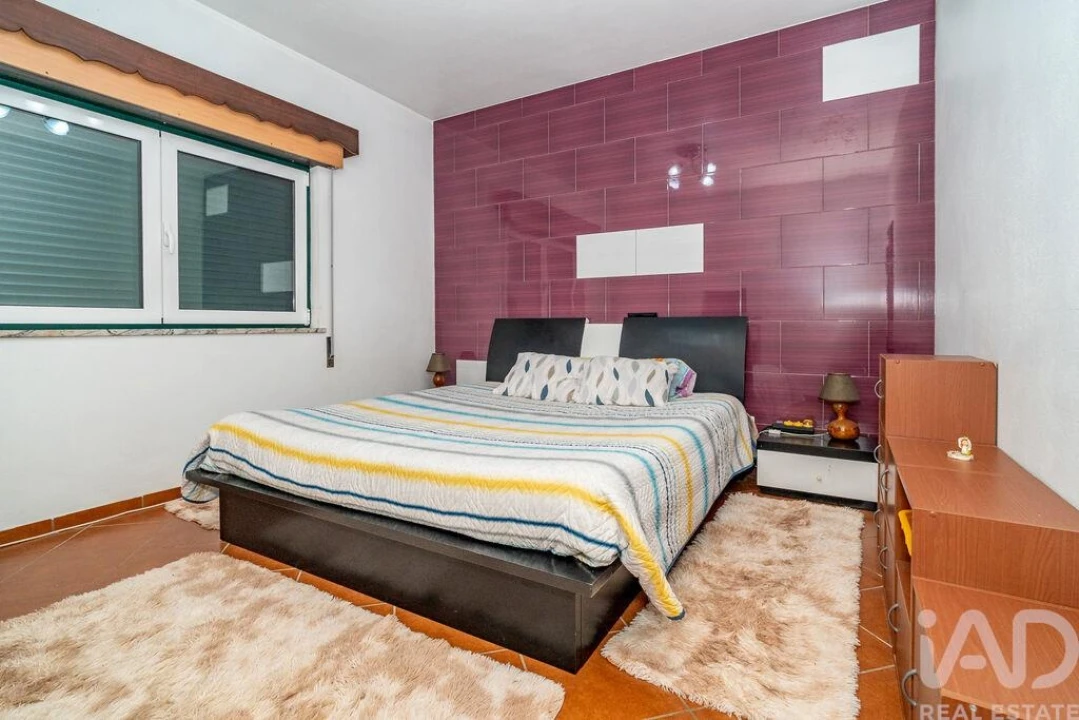 Moradia T4 para Venda em Marinha das Ondas Foto 18