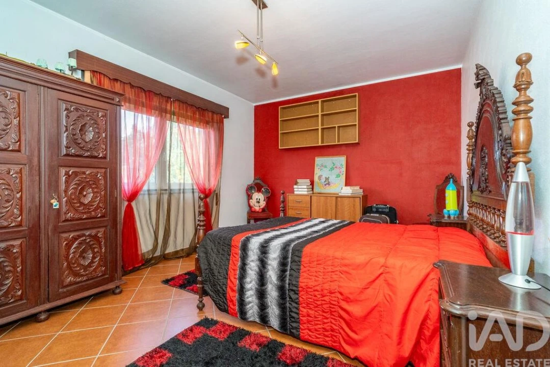 Moradia T4 para Venda em Marinha das Ondas Foto 32