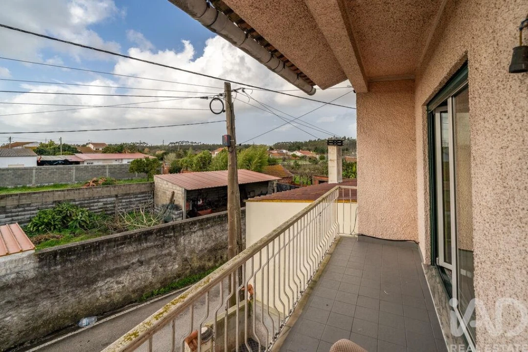 Moradia T4 para Venda em Marinha das Ondas Foto 30