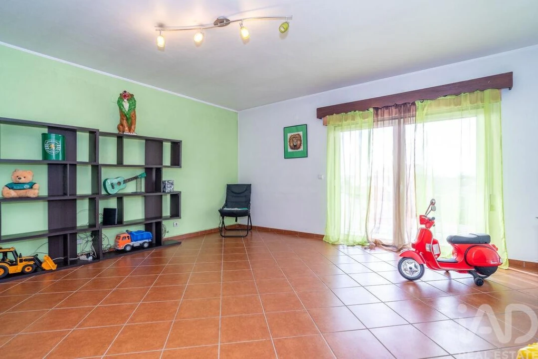 Moradia T4 para Venda em Marinha das Ondas Foto 29