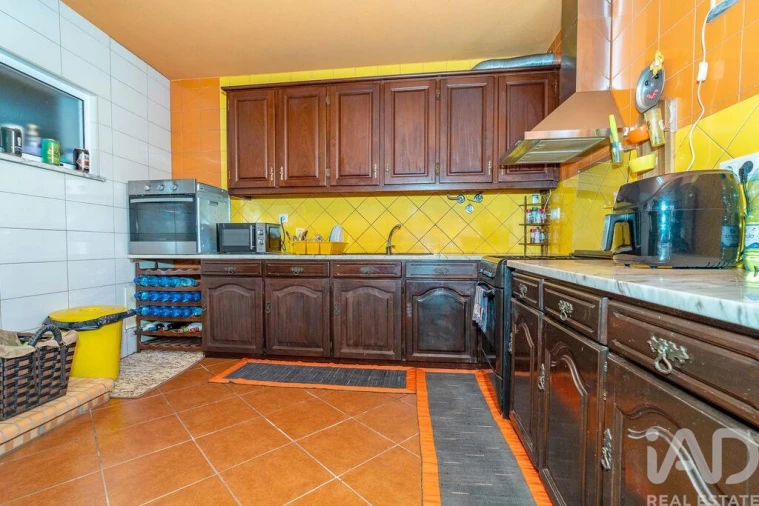 Moradia T4 para Venda em Marinha das Ondas Foto 15