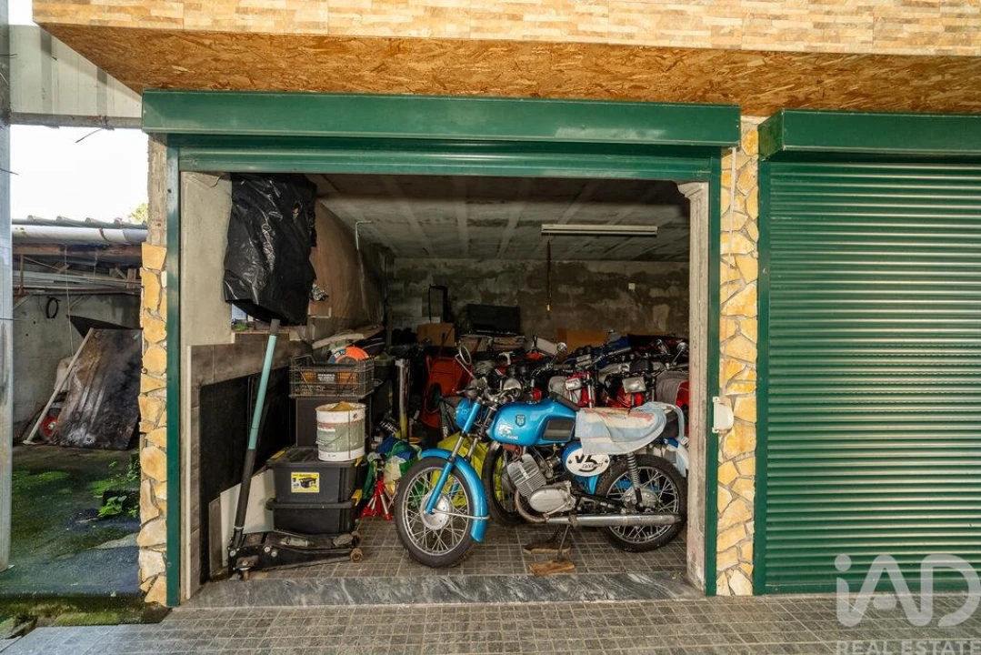 Moradia T4 para Venda em Marinha das Ondas Foto 5