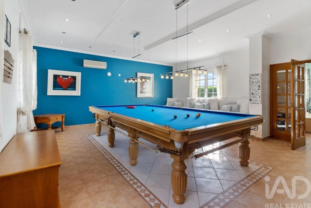 Moradia T5 para Venda em Guia Foto 7