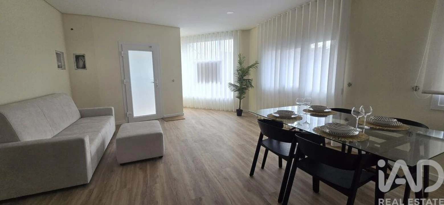 Apartamento T1 para Venda em Vilar Foto 9