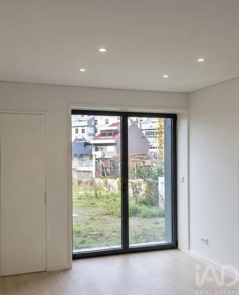 Apartamento T1 para Venda em Cedofeita, Santo Ildefonso, Sé, Miragaia, São Nicolau e Vitória