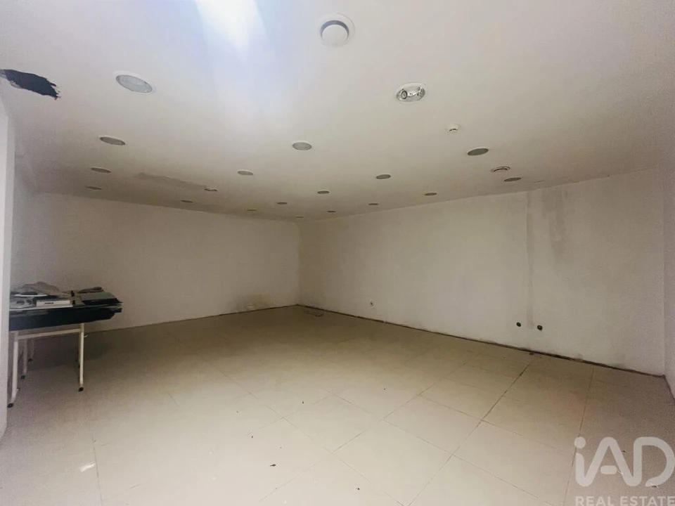 Loja para Venda em Beja (Santiago Maior e São João Baptista) Foto 22