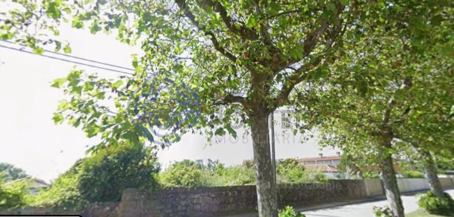 Terreno para Venda em Gulpilhares e Valadares Foto 1