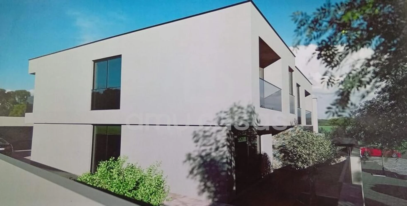 Moradia T3 para Venda em Paços de Brandão Foto 8