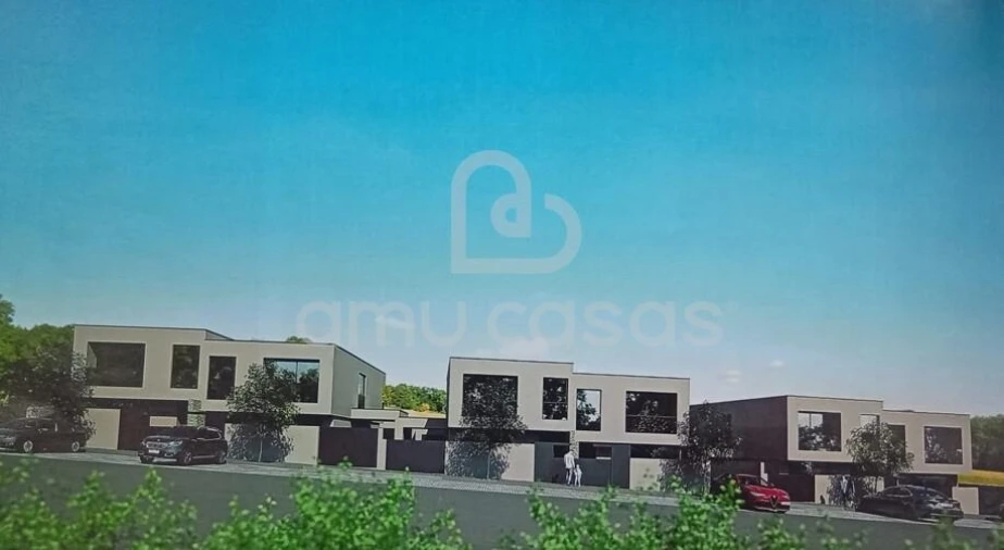 Moradia T3 para Venda em Paços de Brandão Foto 4