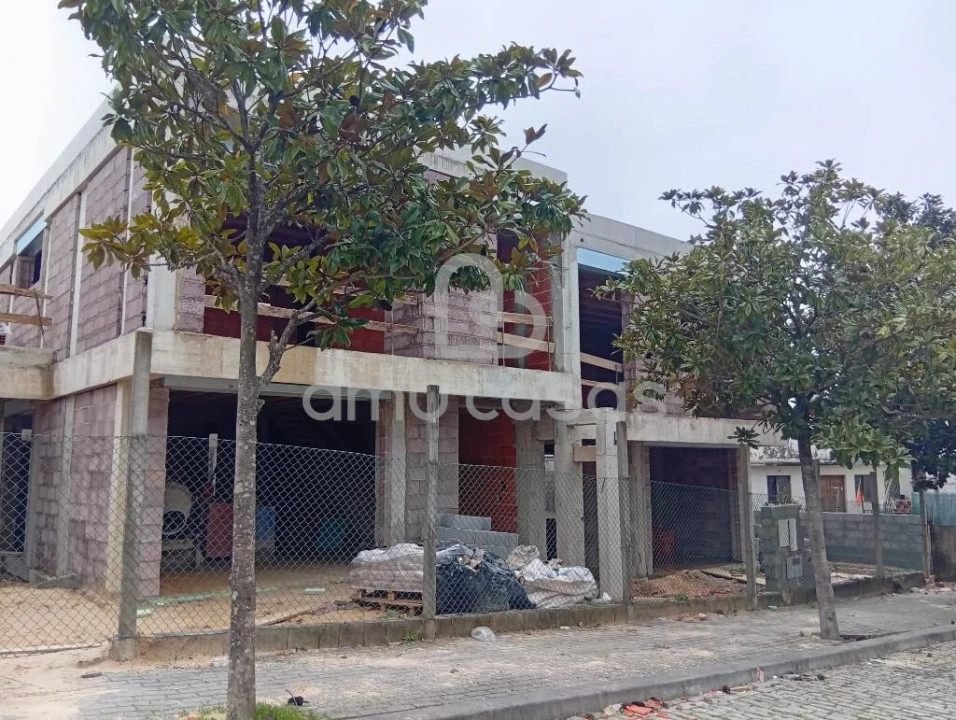 Moradia T3 para Venda em Paços de Brandão Foto 19