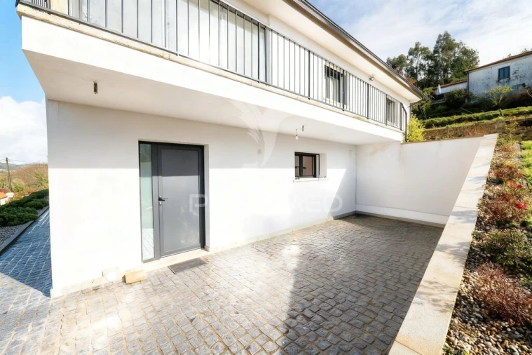 Moradia T5 para Venda em Rubiães Foto 7