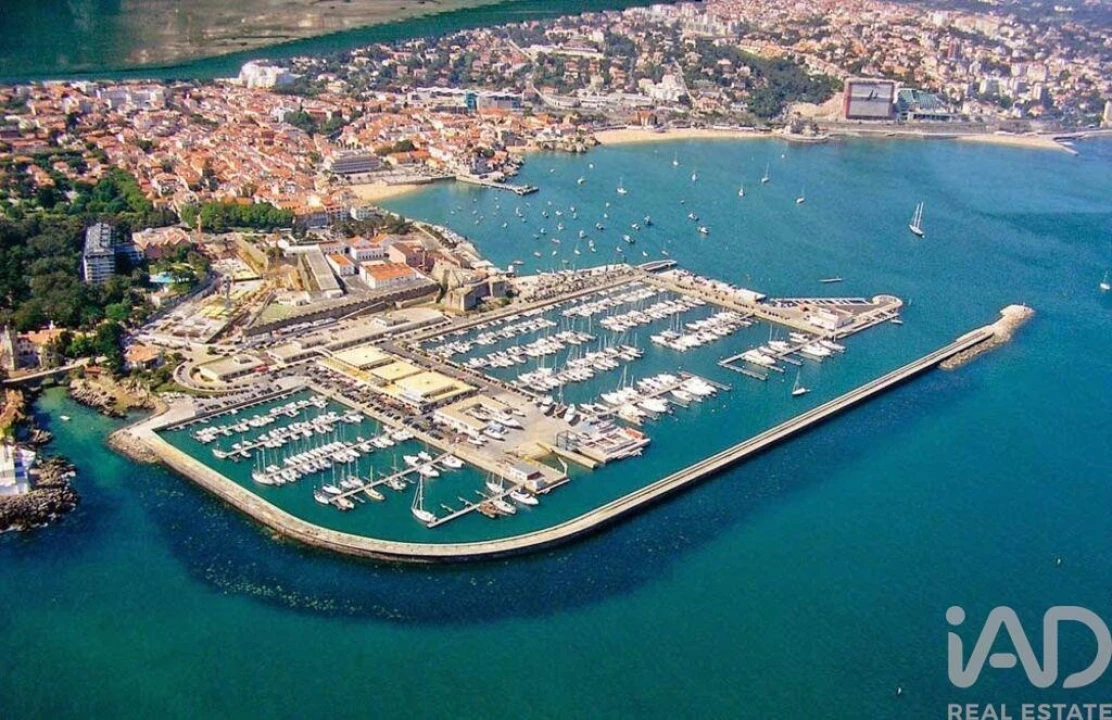 Apartamento T4 para Venda em Cascais e Estoril Foto 35