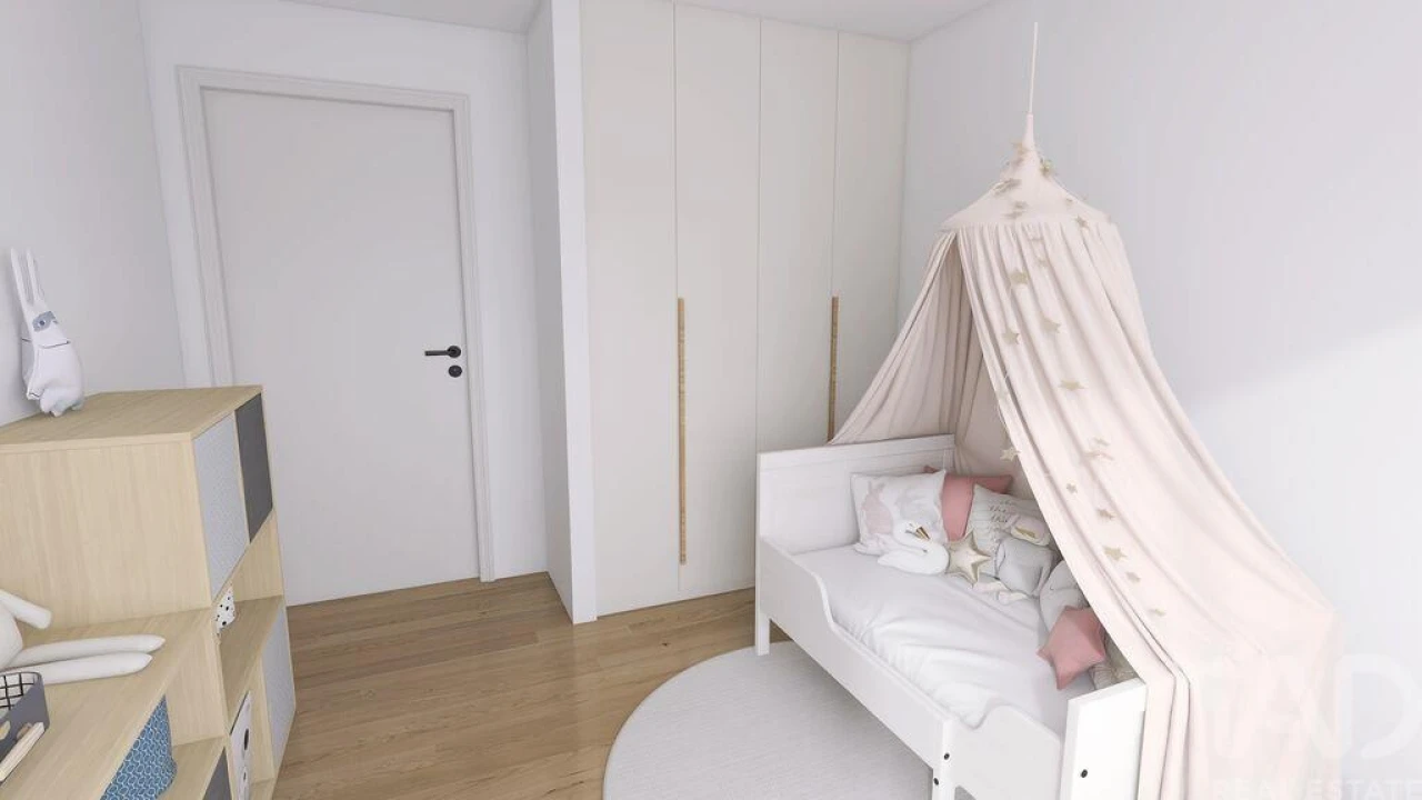 Apartamento T2 para Venda em Corroios Foto 17