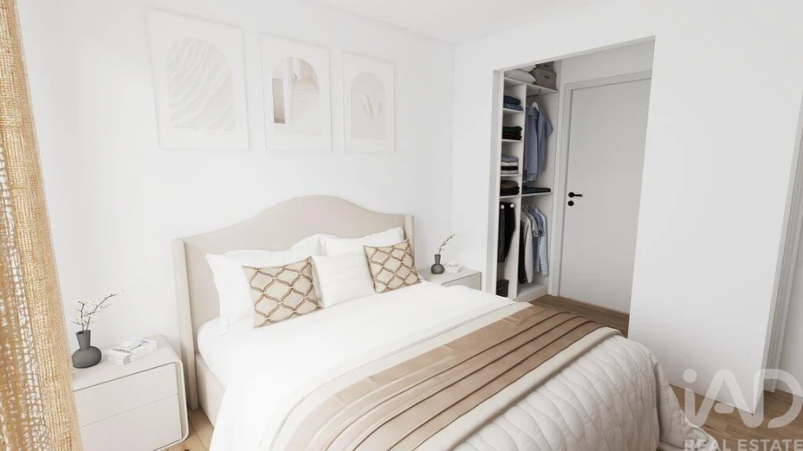 Apartamento T2 para Venda em Corroios Foto 11