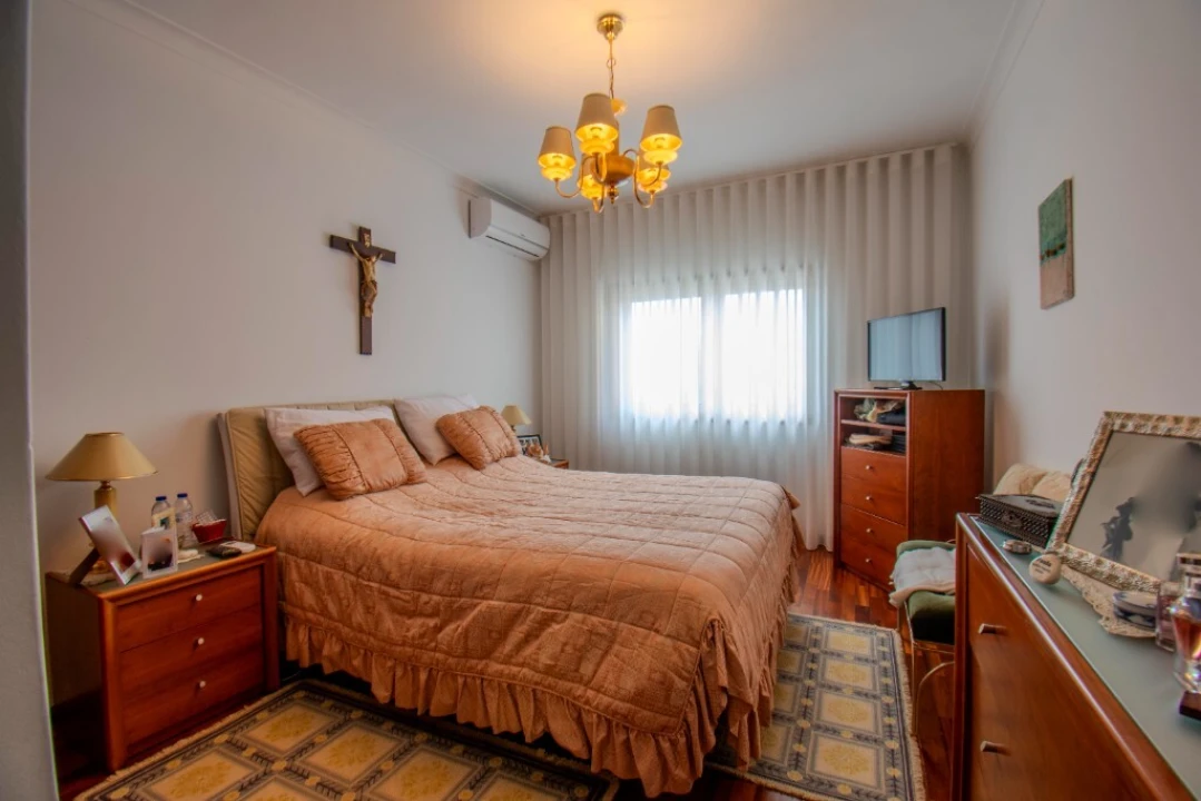 Moradia T4 para Venda em Rio Tinto Foto 17