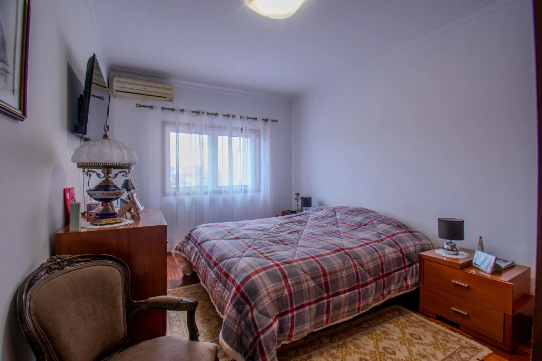 Moradia T4 para Venda em Rio Tinto Foto 19