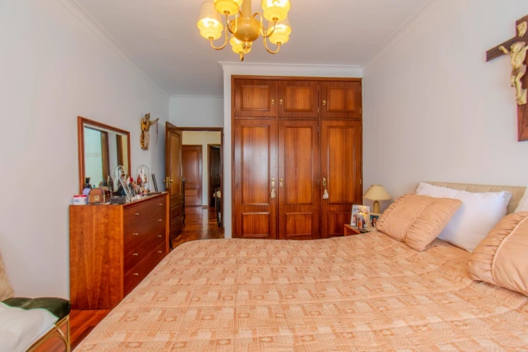 Moradia T4 para Venda em Rio Tinto Foto 18