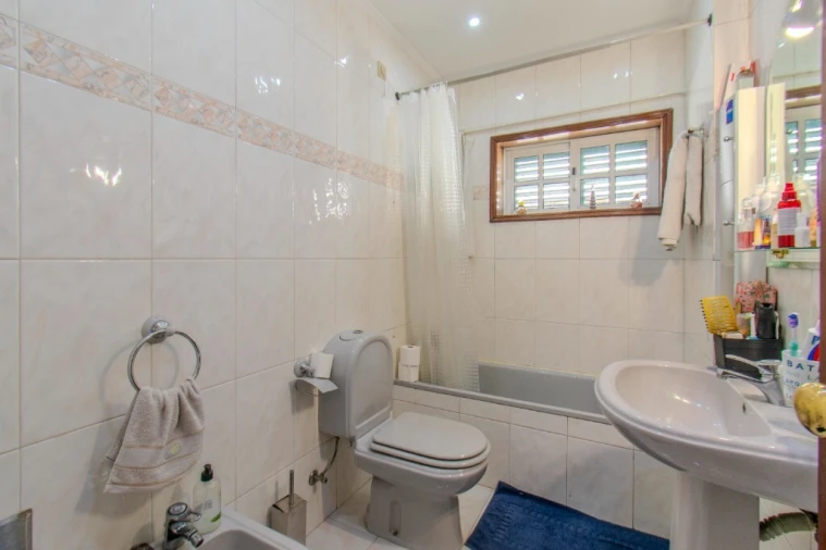 Moradia T4 para Venda em Rio Tinto Foto 22