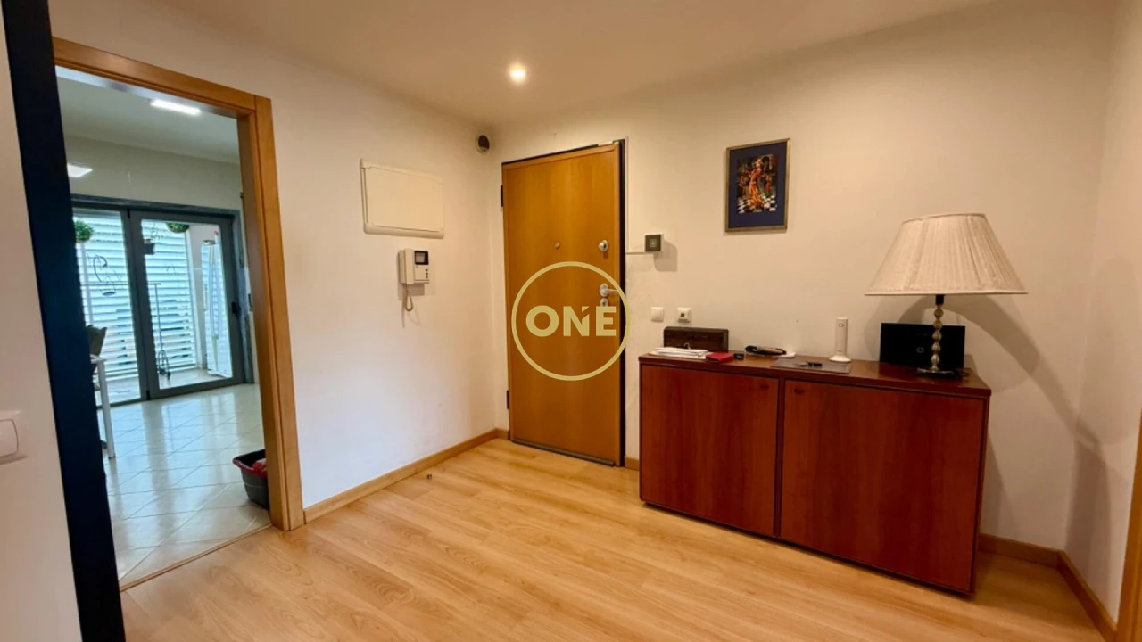 Apartamento T2 para Venda em Alcabideche Foto 5