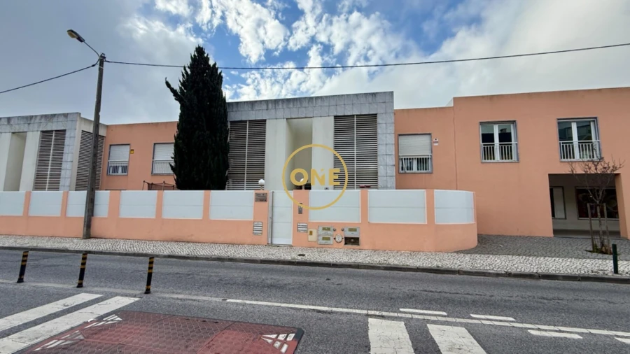 Apartamento T2 para Venda em Alcabideche Foto 31