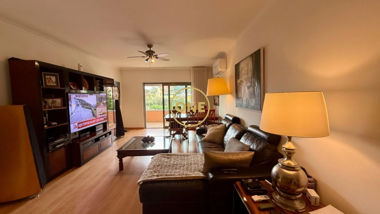 Apartamento T2 para Venda em Alcabideche Foto 9