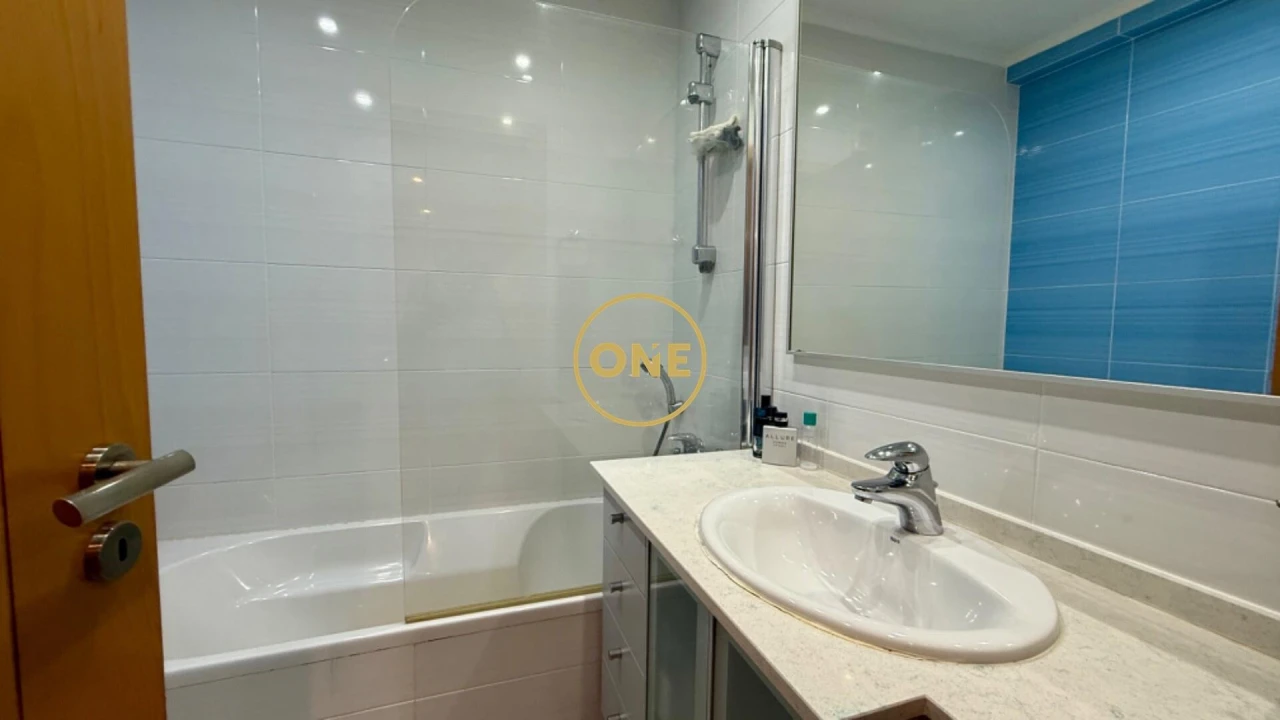 Apartamento T2 para Venda em Alcabideche Foto 19