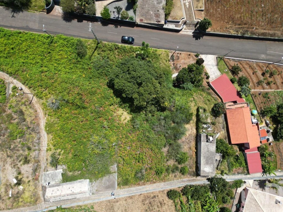 Terreno para Venda em Prazeres Foto 2