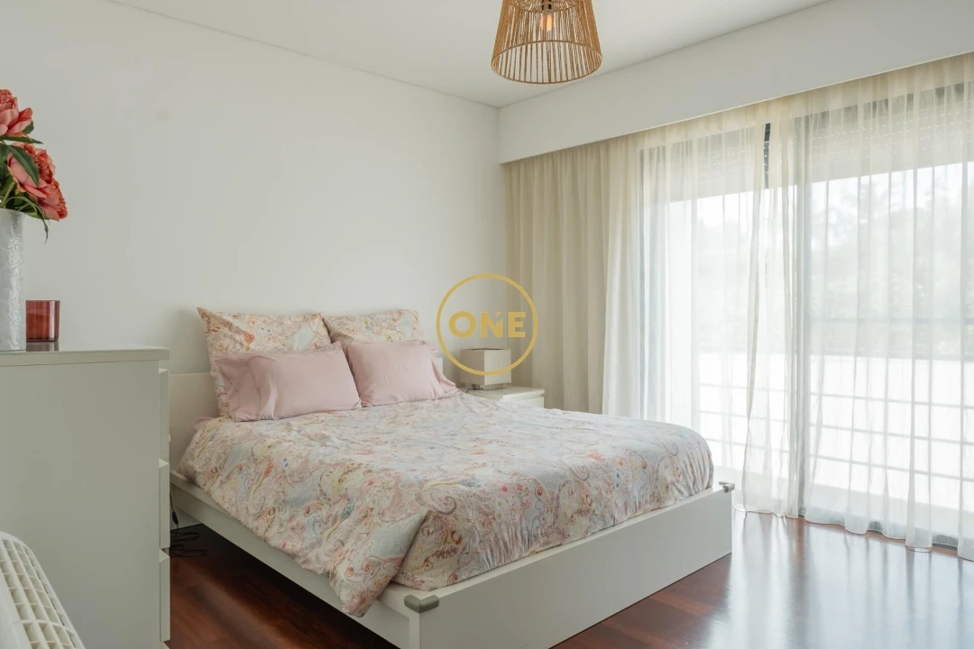 Moradia T4 para Venda em Santa Clara Foto 17