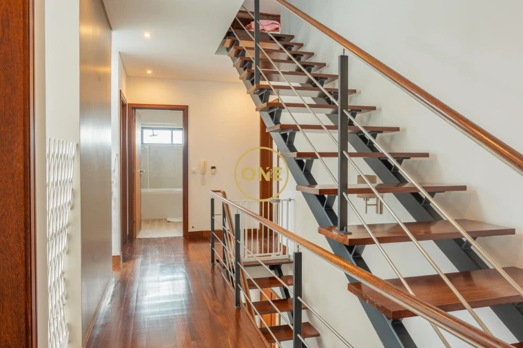 Moradia T4 para Venda em Santa Clara Foto 27