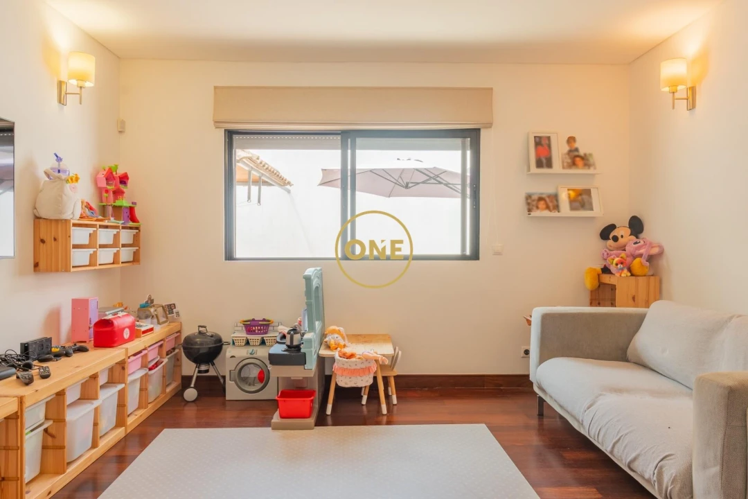 Moradia T4 para Venda em Santa Clara Foto 7