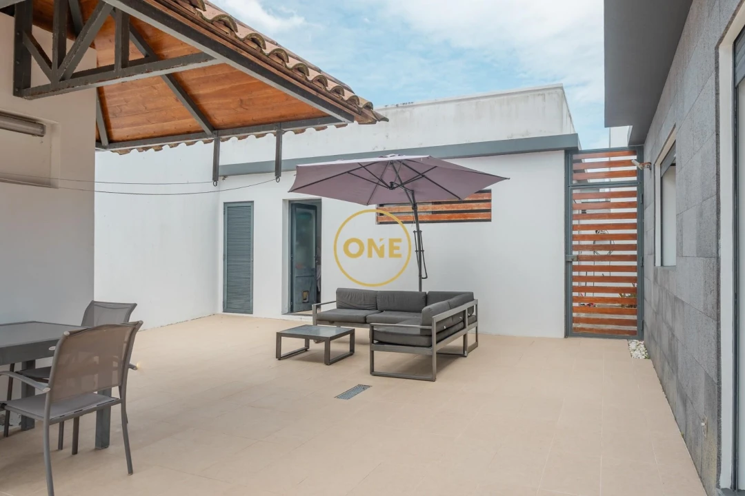 Moradia T4 para Venda em Santa Clara Foto 24