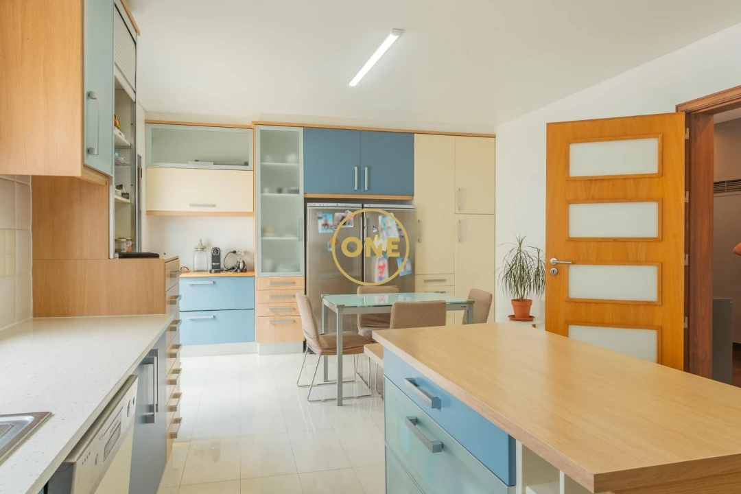 Moradia T4 para Venda em Santa Clara Foto 21