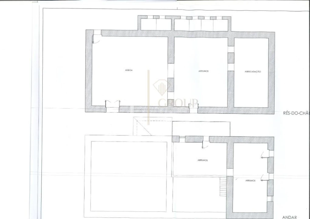 Moradia T5 para Venda em Vilarinho da Castanheira Foto 8
