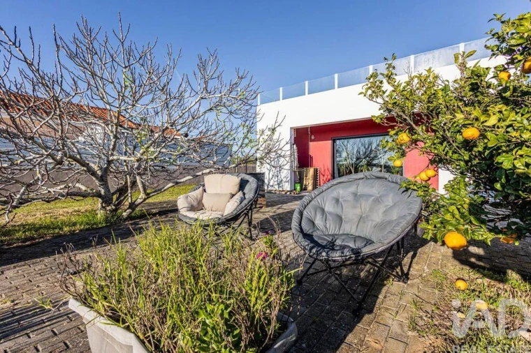 Moradia T2 para Venda em Miragaia e Marteleira Foto 18