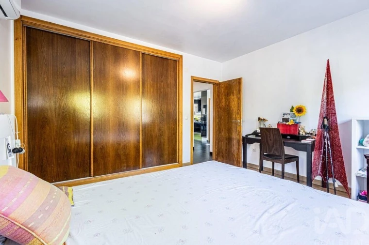 Moradia T2 para Venda em Miragaia e Marteleira Foto 13