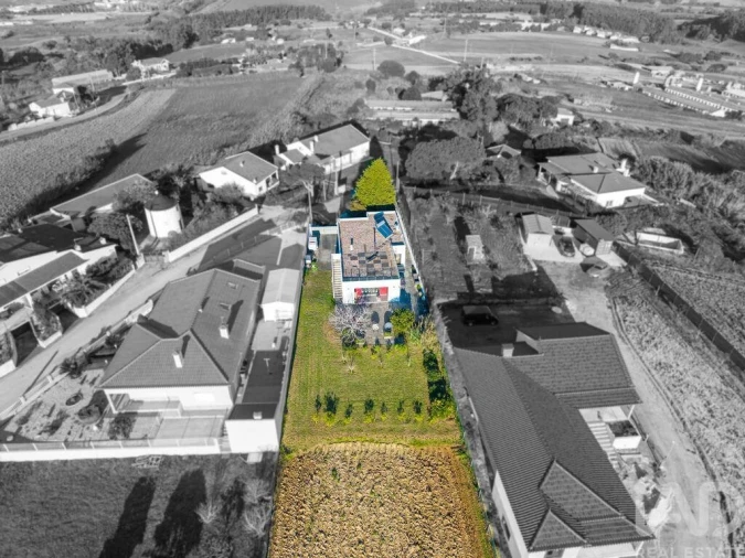 Moradia T2 para Venda em Miragaia e Marteleira Foto 31