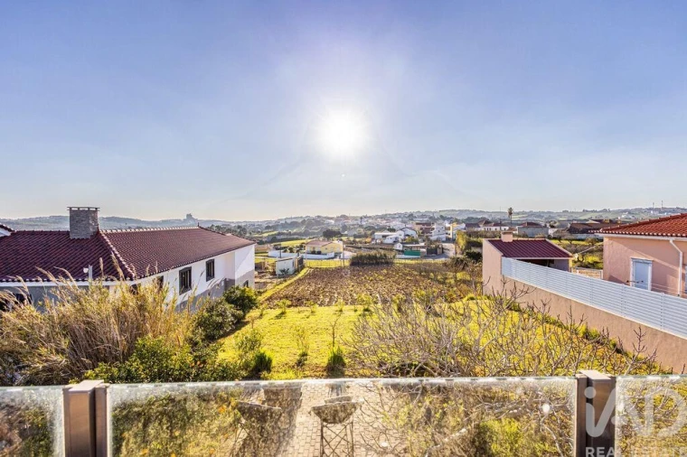 Moradia T2 para Venda em Miragaia e Marteleira Foto 25