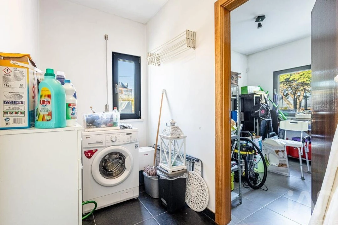 Moradia T2 para Venda em Miragaia e Marteleira Foto 14