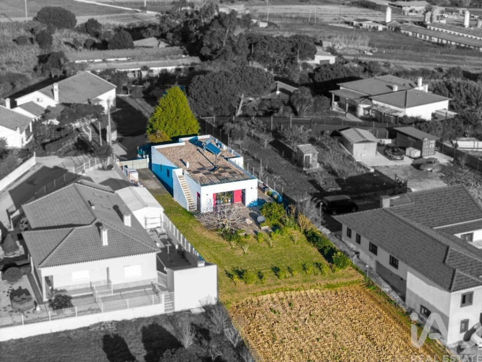 Moradia T2 para Venda em Miragaia e Marteleira Foto 26