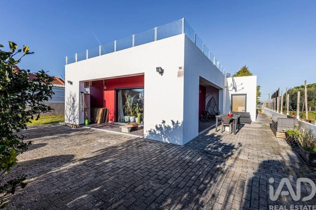 Moradia T2 para Venda em Miragaia e Marteleira Foto 19