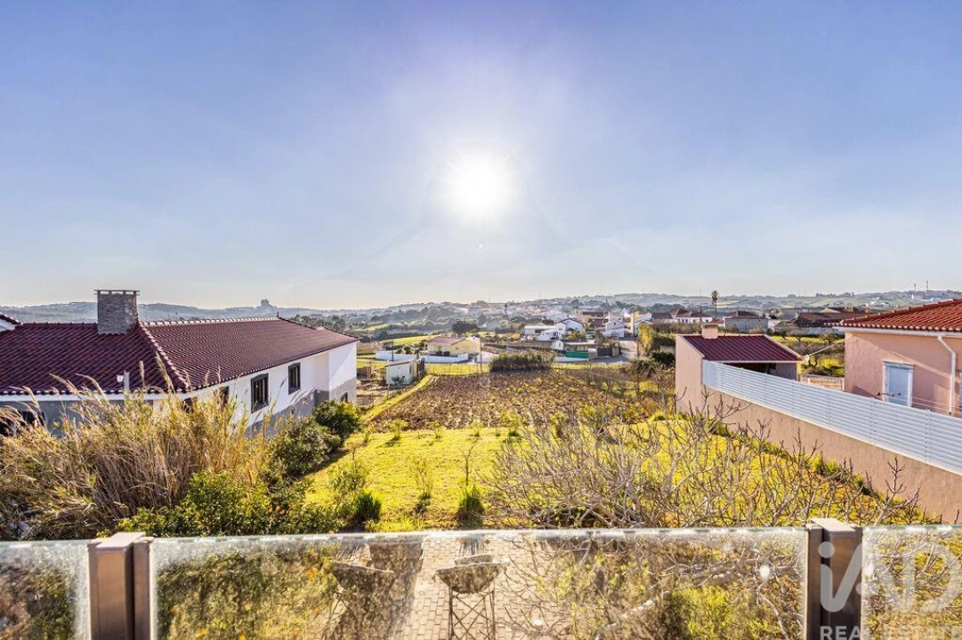 Moradia T2 para Venda em Miragaia e Marteleira Foto 25