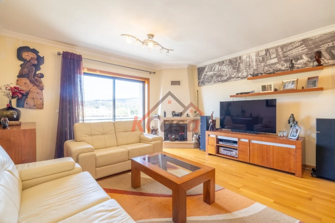 Apartamento T3 para Venda em Alfena Foto 2