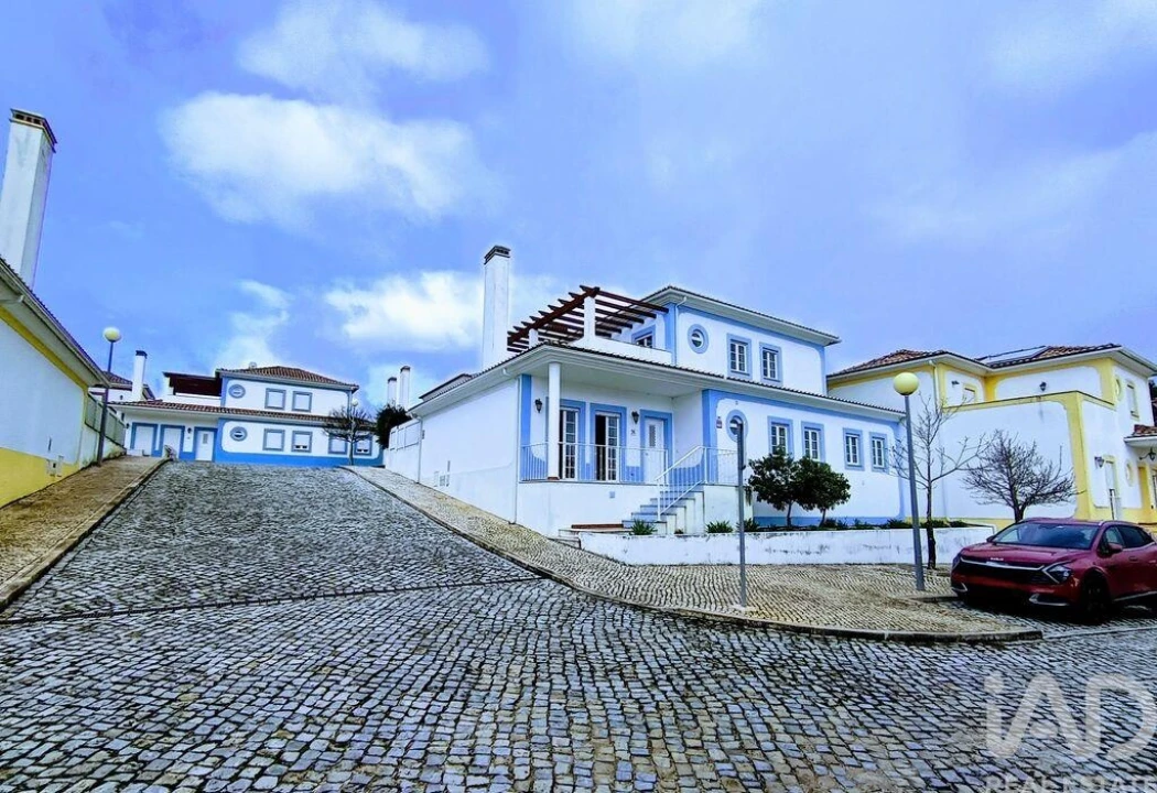 Moradia T5 para Venda em Carvalhal Foto 1