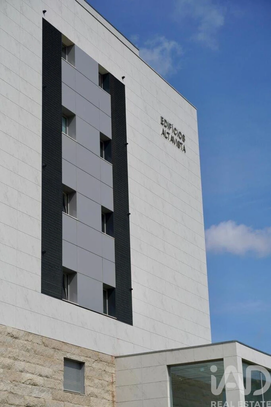 Apartamento T2 para Venda em Cidade da Maia Foto 2